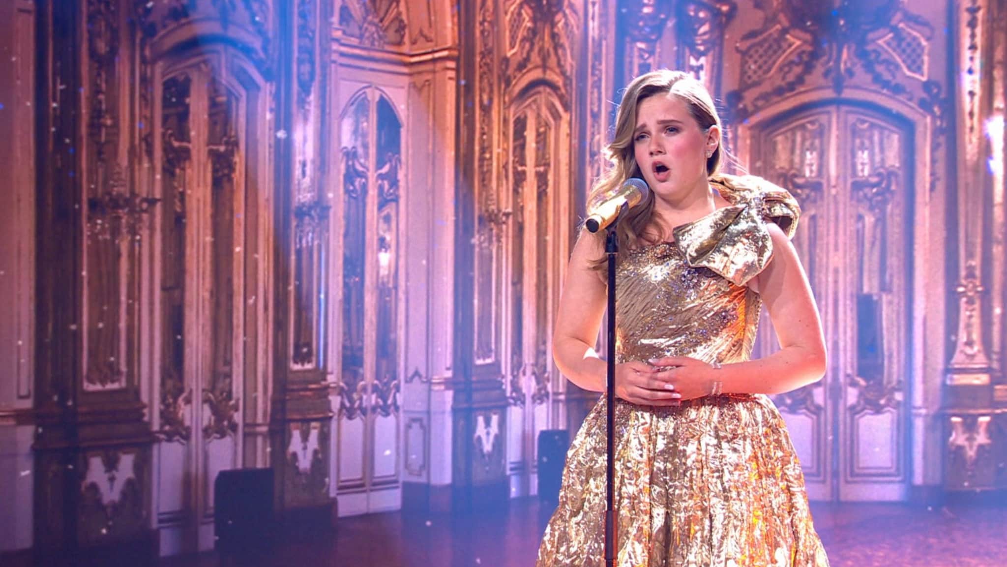 Amira Willighagen maakt na tien jaar comeback op podium Holland's Got ...