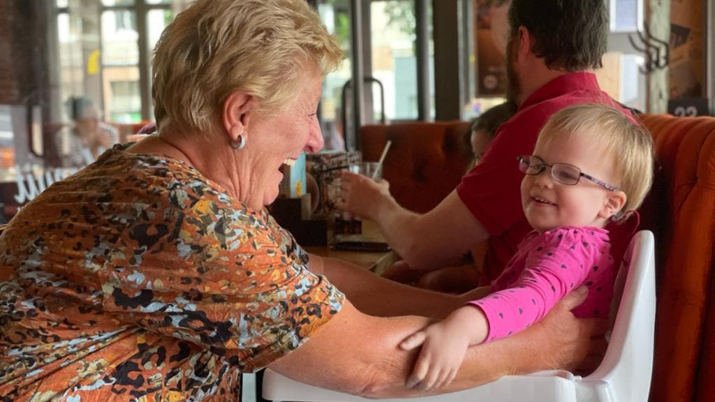 Slechte band met je schoonmoeder? Integendeel: 'Ze was bij mijn bevalling'