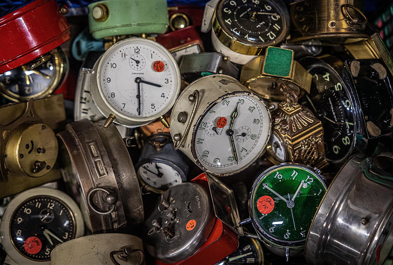 Dit weekend weer wintertijd: 'Gaat de klok nu voor- of achteruit?'