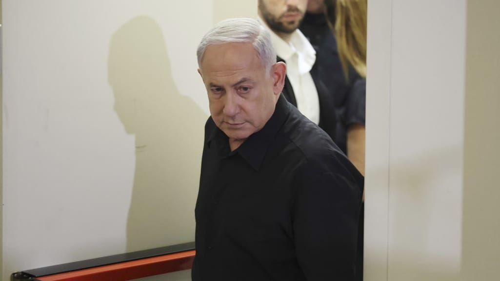 Vertrouwen in Netanyahu daalt tot onder vriespunt: 'Einde carrière is in zicht'