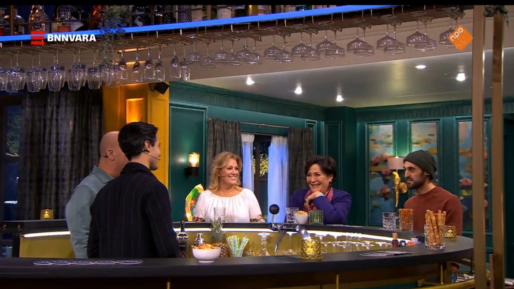 Claudia uit B&B Vol Liefde duikt op in Hotel Hollandia