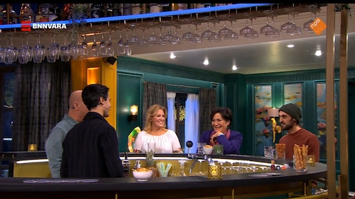 Claudia uit B&B Vol Liefde duikt op in Hotel Hollandia