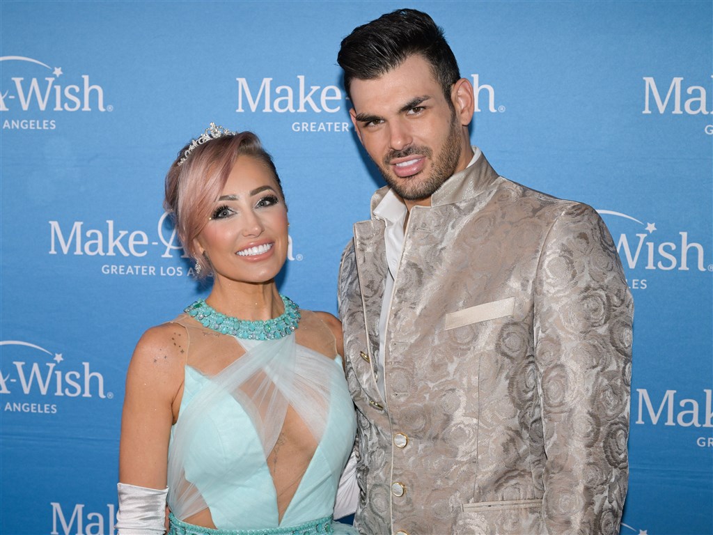 Mary bedankt kijkers voor steun na miskraam in 'zwaar seizoen' Selling Sunset