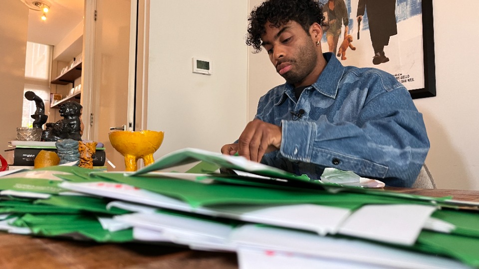 Gedupeerde Koike Hess kreeg meer dan honderd boetes thuisgestuurd op één dag.