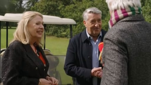 HHB-presentatoren maken hun opwachting in het Sinterklaasjournaal