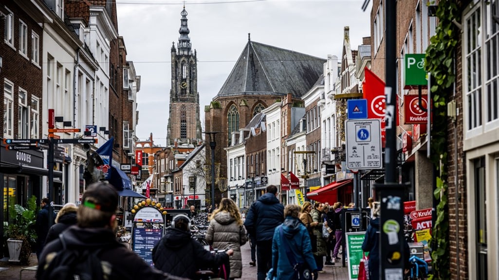 Nederlandse economie kwakkelt verder: nog steeds in recessie