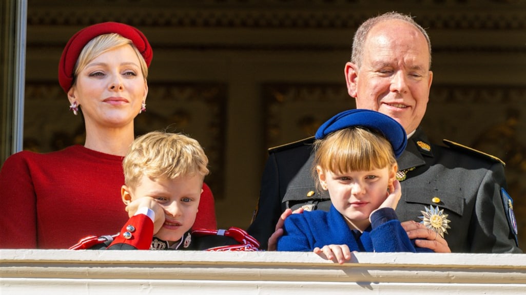 Kerstkaart prins Albert en prinses Charlene uitgelekt