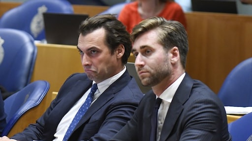 Commercieel bedrijf Forum voor Democratie duikt de schulden in