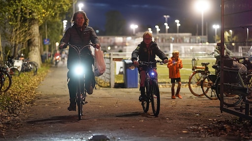 Klachten over verblindende fietslampen: 'Vooral fatbike te fel licht'