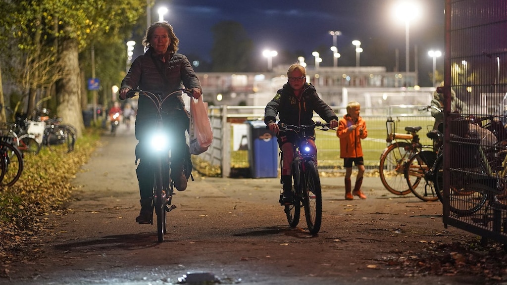 Klachten over verblindende fietslampen: 'Vooral fatbike te fel licht'