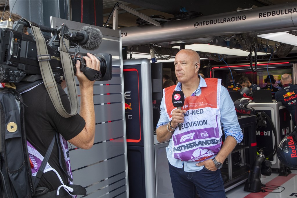 Tom Coronel maakt nieuwe F1-theatershow met Rob Kamphues