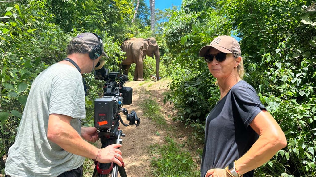 Floortje Dessing maakt zich kwaad om olifanten in de toeristenindustrie