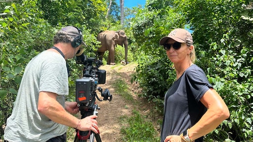 Floortje Dessing maakt zich kwaad om olifanten in de toeristenindustrie