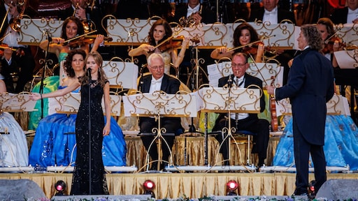 Emma Kok gaat ook in 2024 op tournee met André Rieu