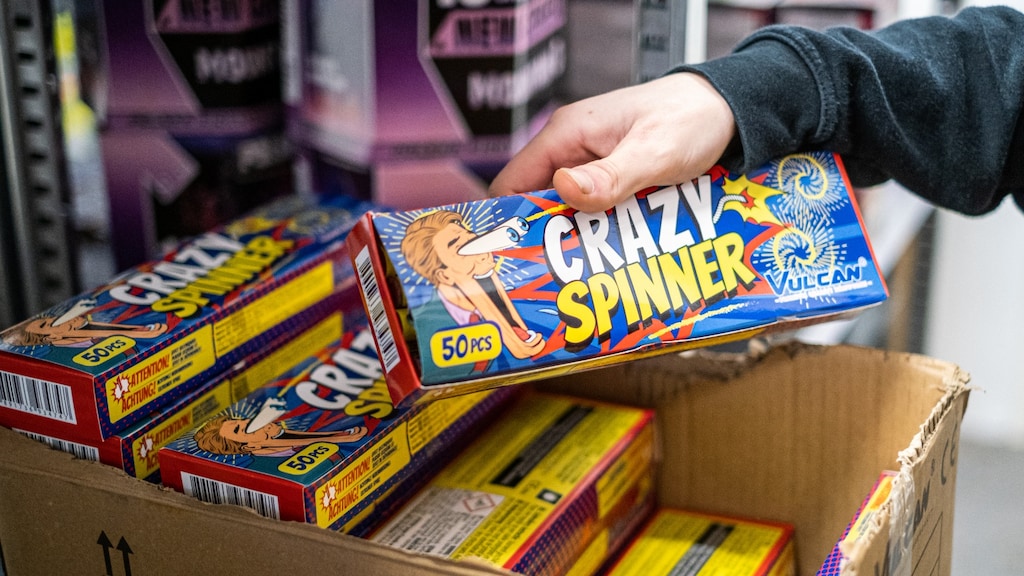 Vuurwerkbranche: 'Noem vuurwerk voortaan vierwerk'