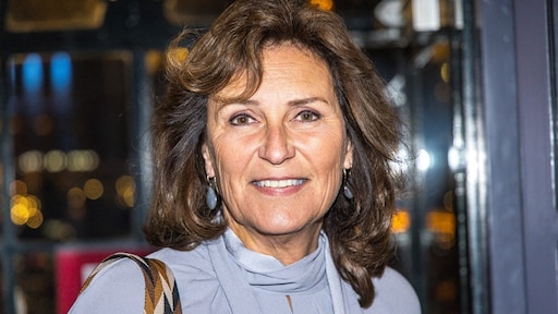 Astrid Joosten verklapte per ongeluk antwoord in 2 voor 12: 'Kwamen we goed mee weg'