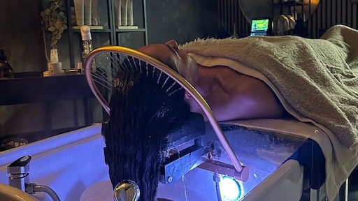 Japanse hoofdmassage als oplossing tegen haaruitval: werkt het echt?