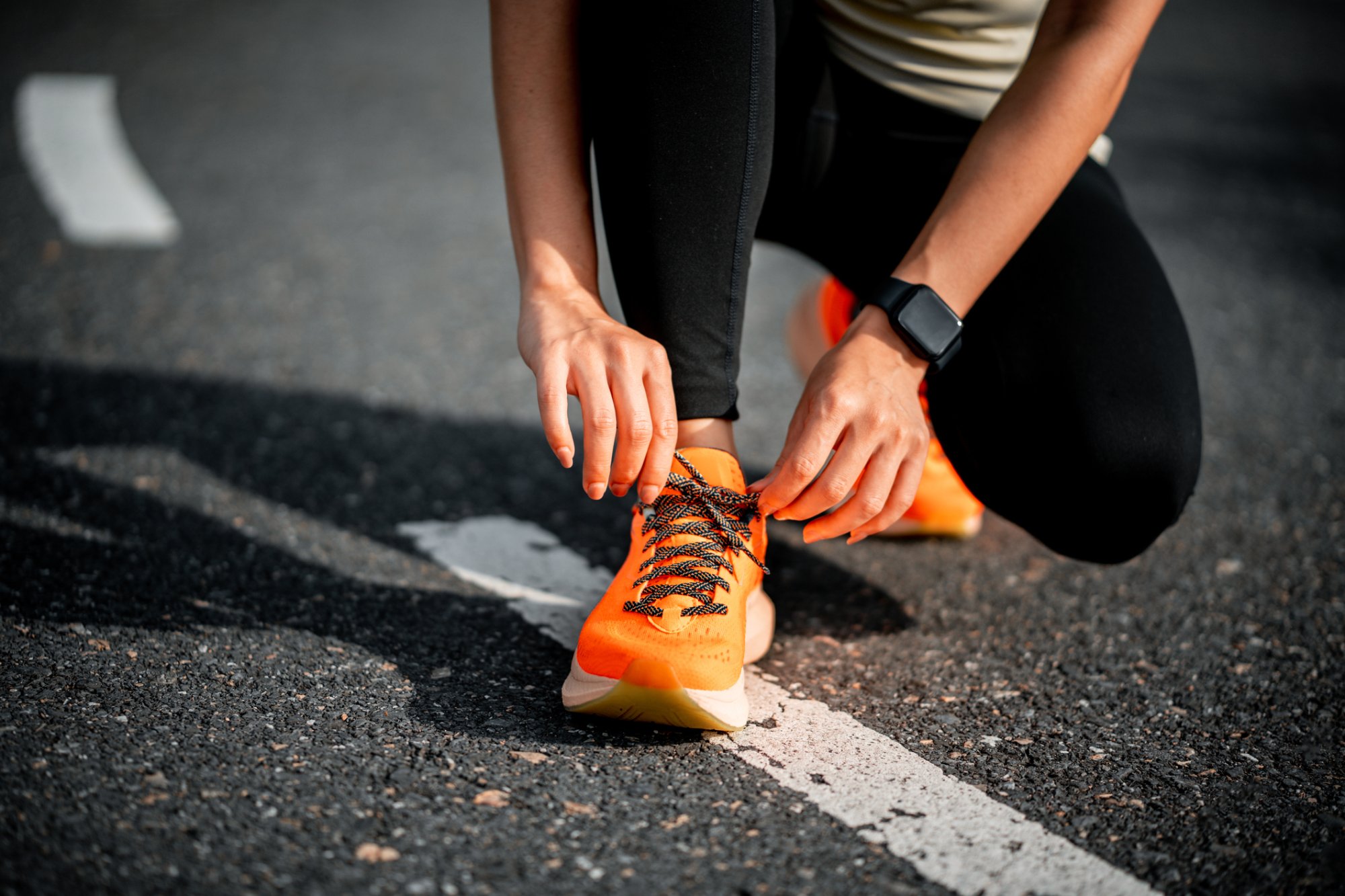 Auto schept hardlopers bij halve marathon Linschoten, deelnemers 'in shock'