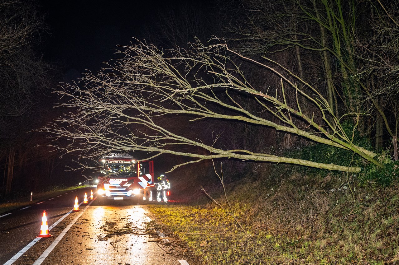 Man (75) uit Wintelre overleden na val fiets, waarschijnlijk door harde wind