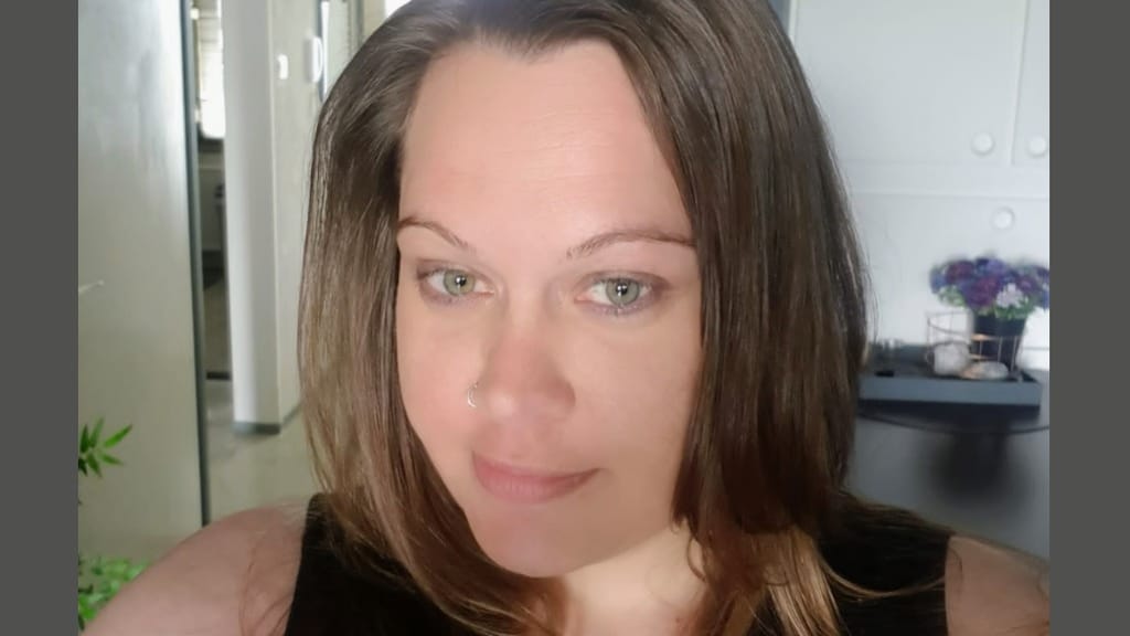 'Boze metalvrouw' Kim heeft reuma en ME: 'Kwestie van accepteren'