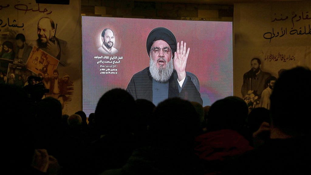 Toespraak van Hezbollah-leider Hassan Nasrallah. Hij dreigt Israël, maar lijkt tot nu toe niet uit op een grote oorlog.