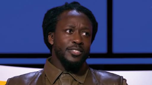 Vraag over margarine leidt tot misverstand bij Akwasi in De Slimste Mens