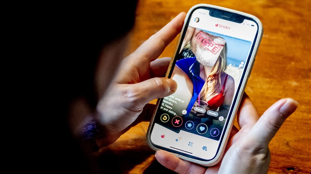Waarom we steeds meer geld uitgeven aan datingapps: 'Gratis versie is irritant'