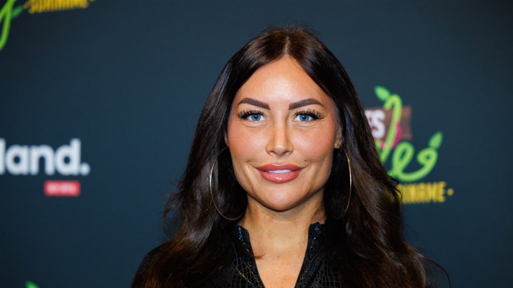 Esmee Ipema onder het mes: 'Al vier jaar pijn aan rechterborst'