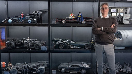 Fans betalen duizenden euro's voor de Batmanreplica's van Joost