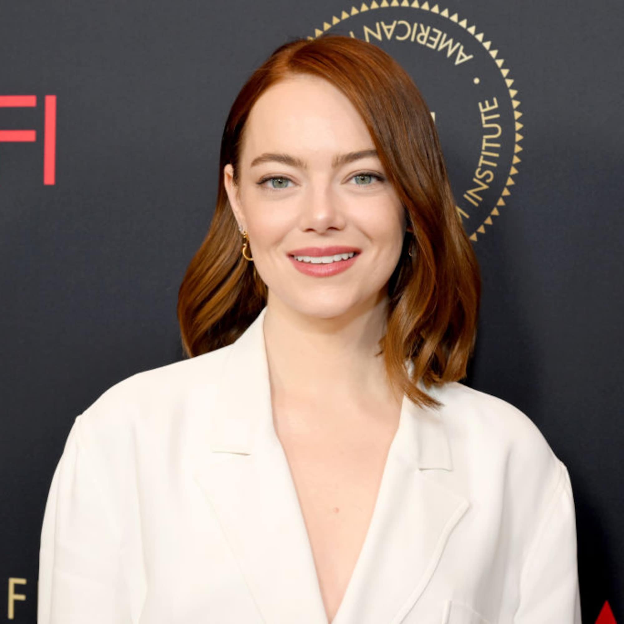 Jigolo porno film Porno togridan-togri mushukchaga kirdi