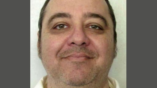 Omstreden doodstraf met stikstof toch uitgevoerd, Kenneth Smith na 22 minuten doodverklaard