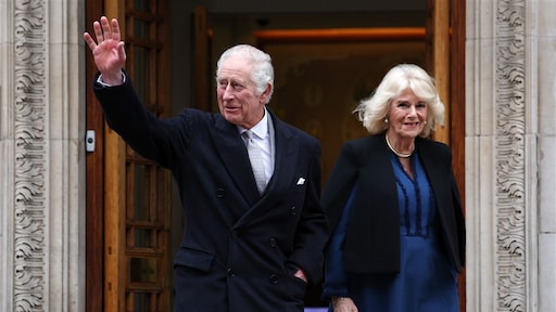 Camilla geeft gezondheidsupdate Charles: 'Gaat godzijdank goed'