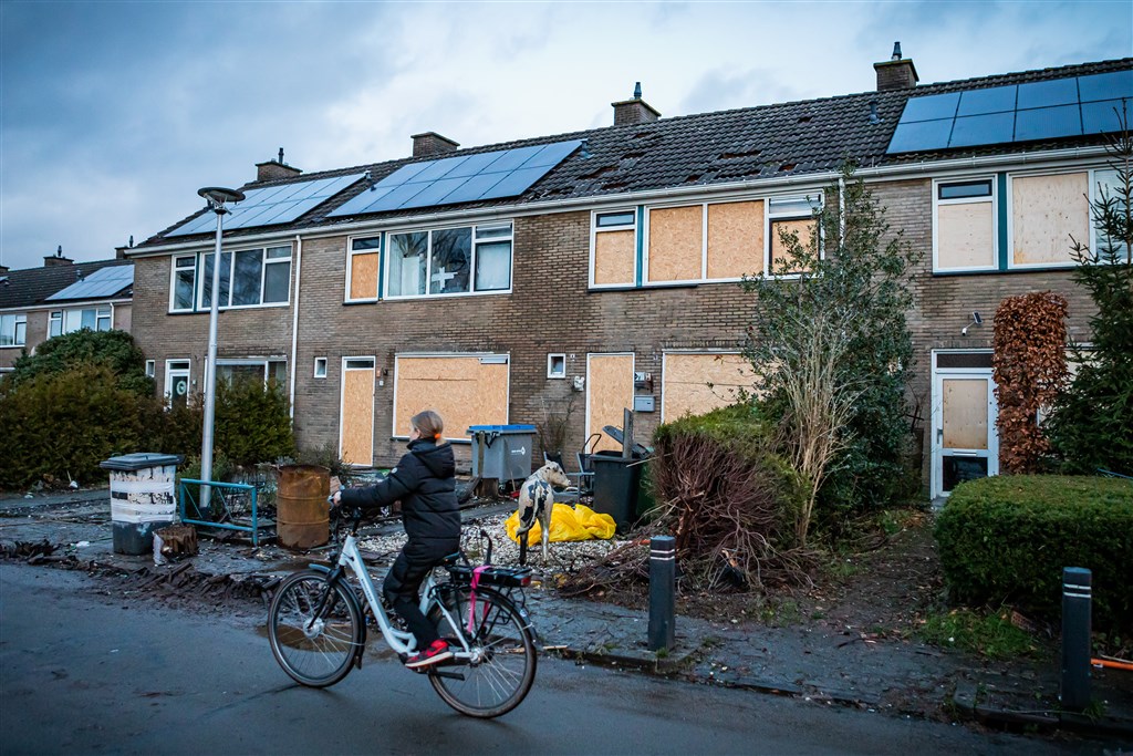 OM klaagt drie mannen aan voor verwoestende explosie in straat Midwolda