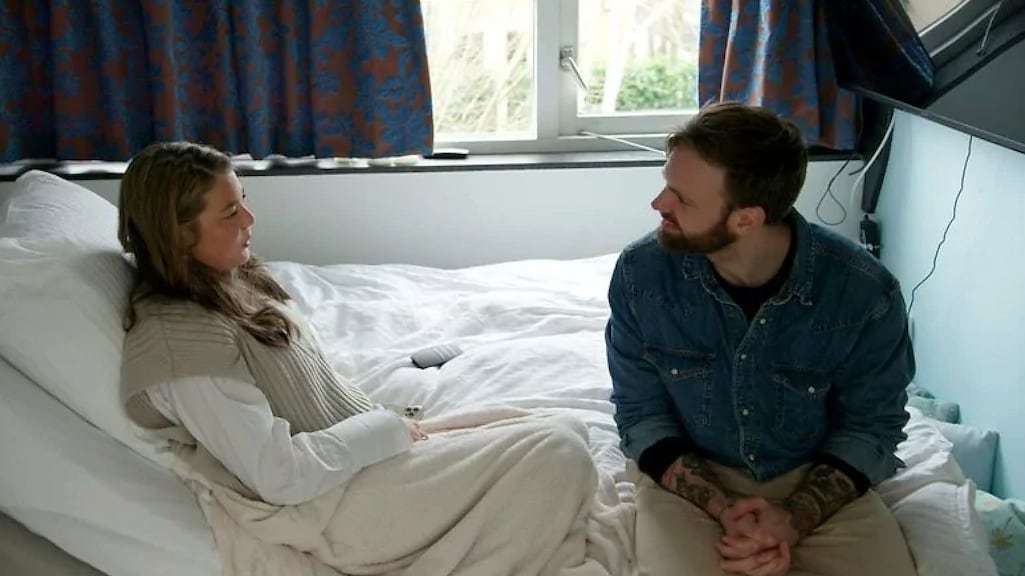 Tim Hofman neemt afscheid van Zoë in Over Mijn Lijk: 'Het ga je goed'