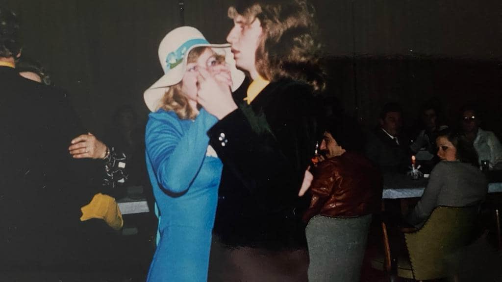 Linda's ouders waren ruimdenkend, hielden van muziek, waren 'echt een team, samen'.