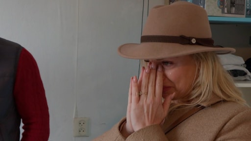 Steenrijke Alice herkent zichzelf in straatarme Angelique: 'Wel eens op straat geslapen'