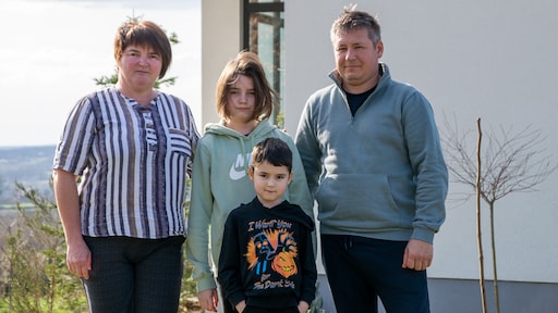 Lange arm van Poetin: Elena dreigt Servië te moeten verlaten na kritiek op Rusland