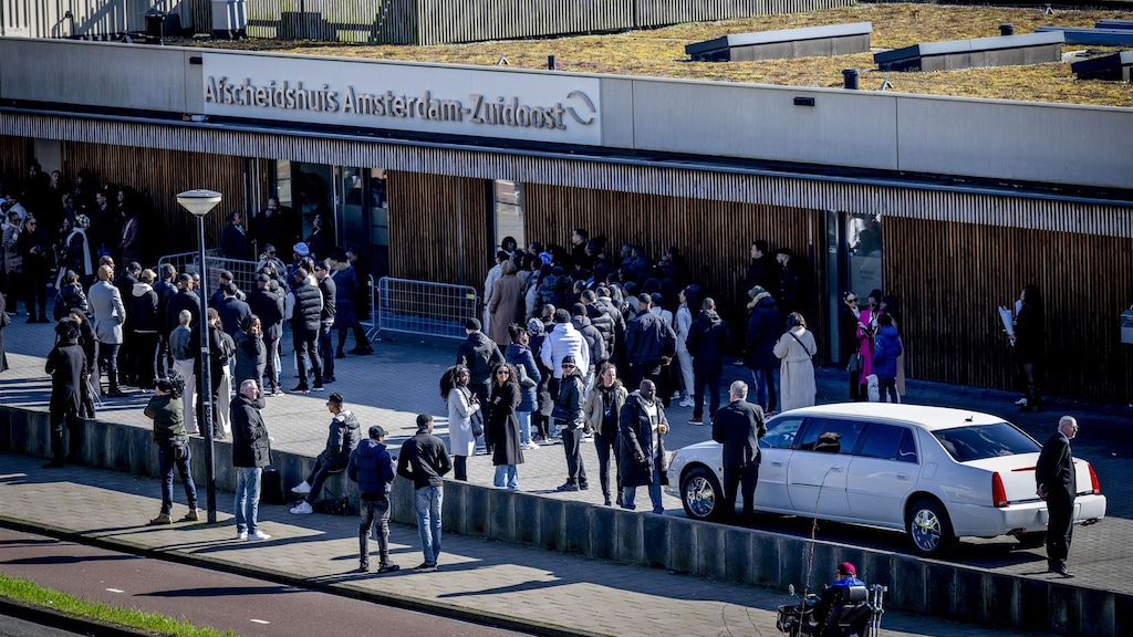 Uit voorzorg politie bij uitvaart rapper Bigidagoe, rustig verlopen
