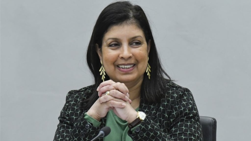 Minister Mariëlle Paul van Primair en Voortgezet Onderwijs zegt geraakt te zijn door verhalen van docenten.