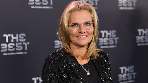 Sarina Wiegman doorbreekt glazen plafond: 'Er zijn te weinig vrouwen die coach zijn'