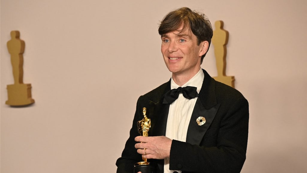 Oppenheimer met zeven prijzen grote winnaar Oscars, wint ook beste film