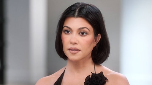 Kourtney Kardashian protesteert tegen dumpen van afval in Calabasas