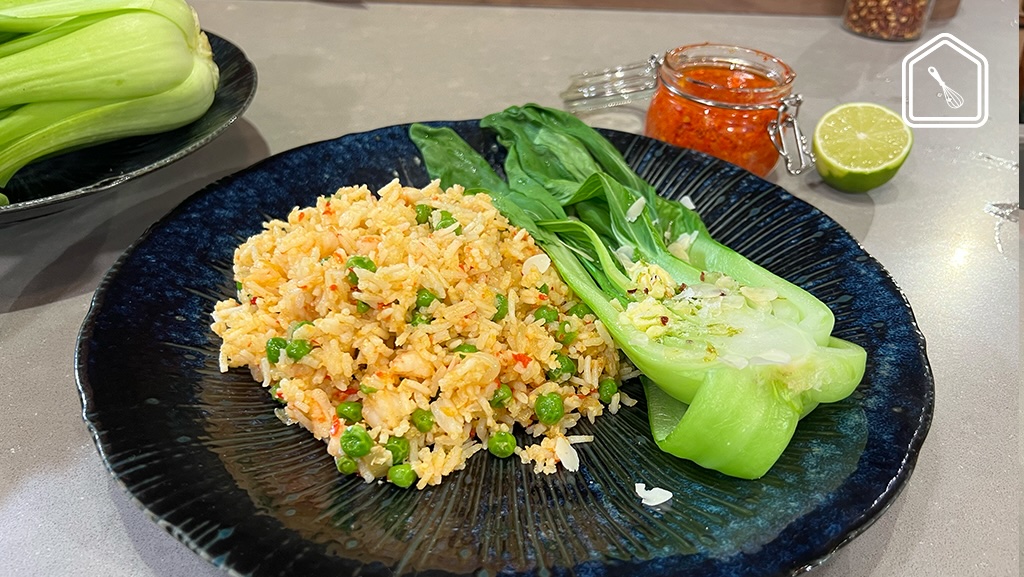 Kokosrijst met garnalen, zelfgemaakte sambal en paksoi met limoenboter ...