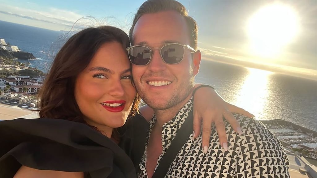 Zwangere Amy Rose van Winter Vol Liefde hekelt 'kwetsende' opmerkingen over buik