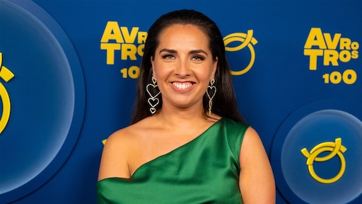 Leslie Keijzer onderging 'bizarre therapie' tegen depressie: 'Osteopaat graaide met zijn vingers in mijn mond'