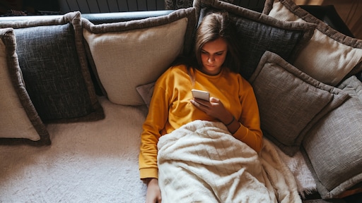 Oud-CEO Tinder lanceert AI-app tegen 'eenzaamheidsepidemie'