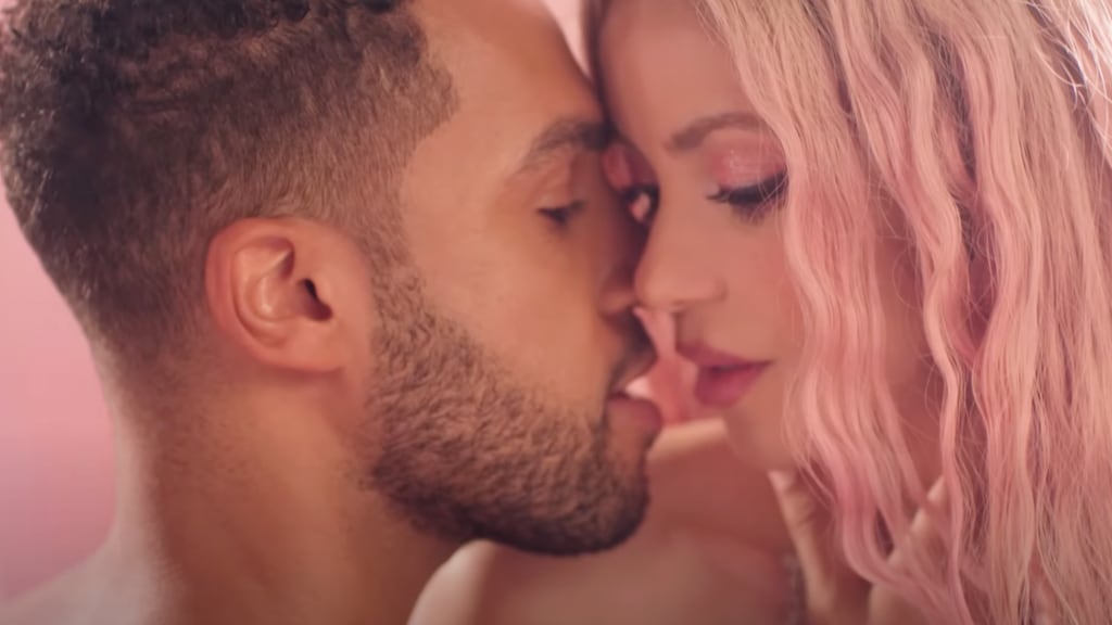 'Zorgen om relatie van Shakira met Emily in Paris-acteur'