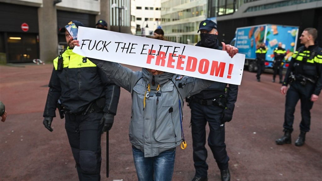 NCTV: soevereinen ondermijnen democratie, klein gedeelte dreigt met geweld