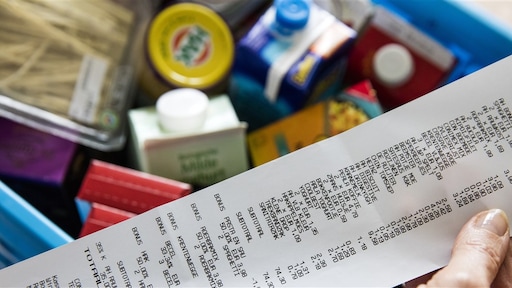 Consumentenbond sleept Albert Heijn voor rechter om prijsverschil op kassabon