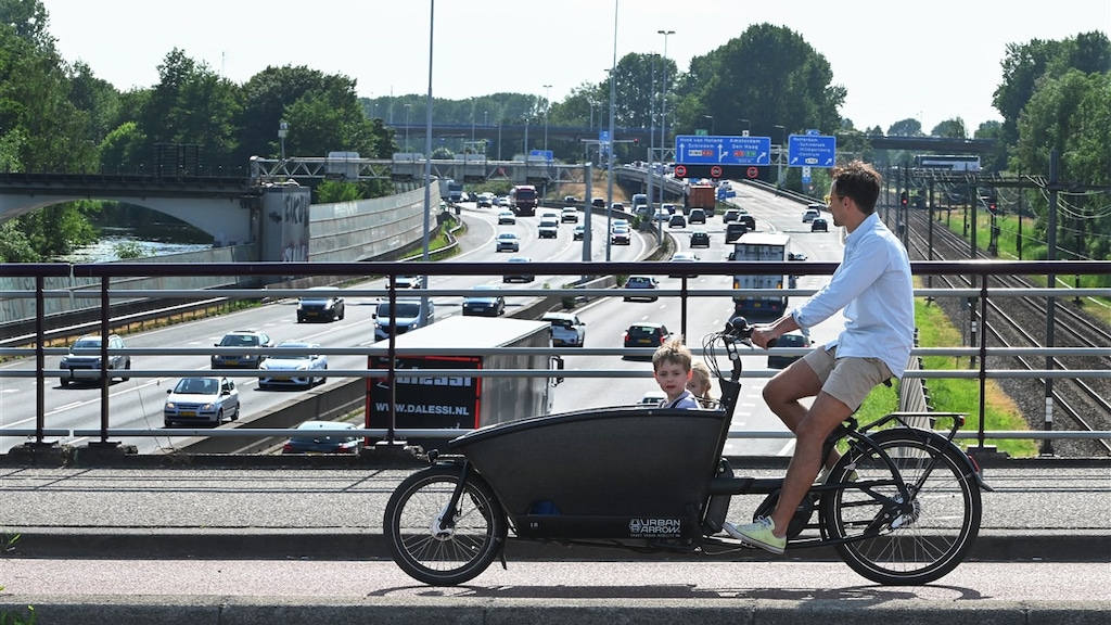 Elektrische (bak)fiets verzekeren steeds moeilijker: 'Diefstal moet verminderen'
